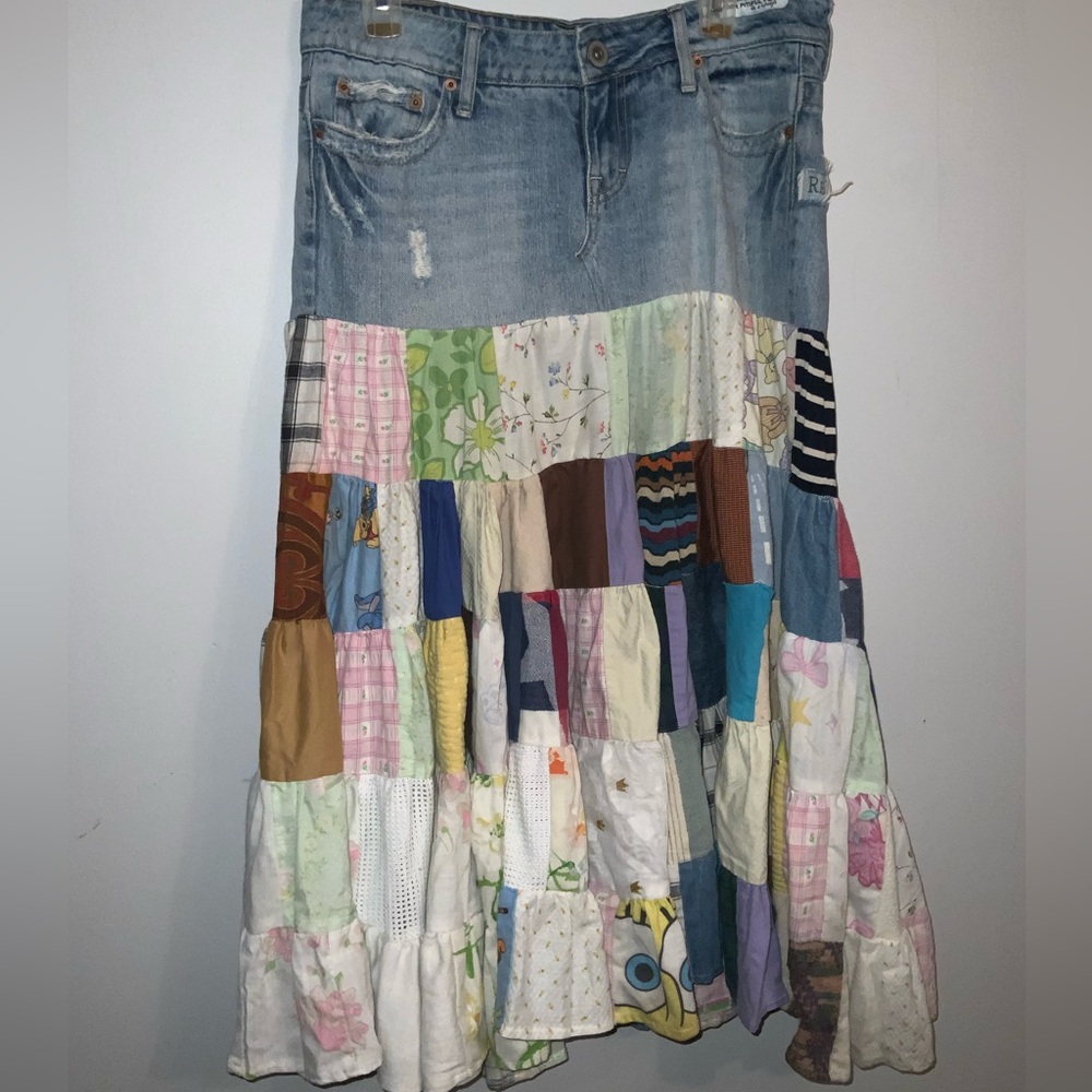 Upcycled Vintage AEO Bohemian Multicolored Patchwork Denim Skirt Sz 8 Regular - Picture 4 of 9